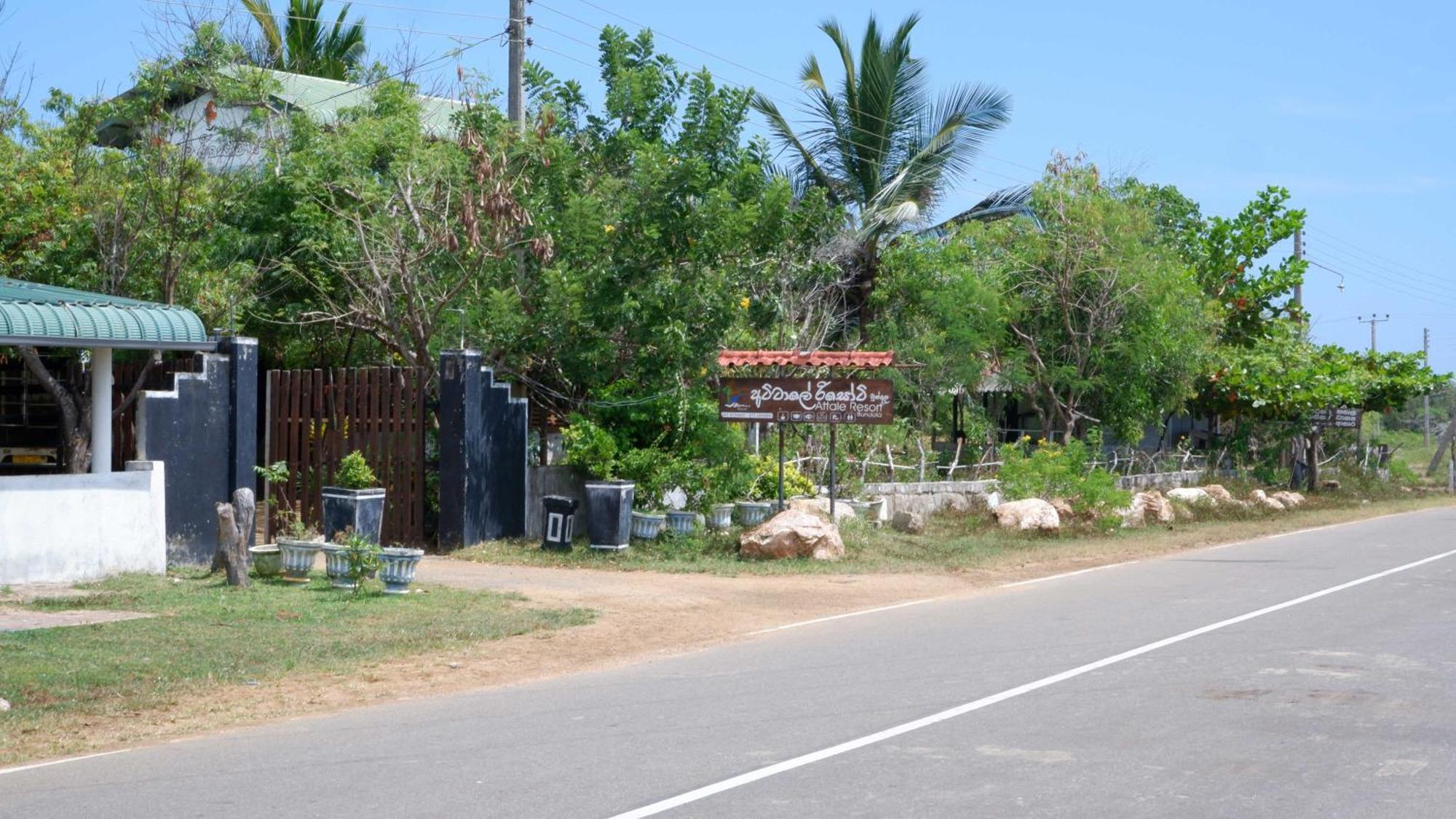 Attale Resort Tissamaharama Exterior photo